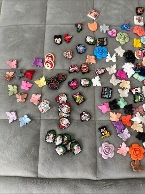 320 silicone focal beads selling as a bundle
